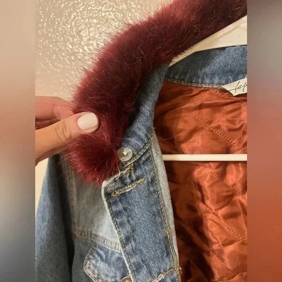 Denim Jacket with Faux Fur Collar - Picture 4 of 8